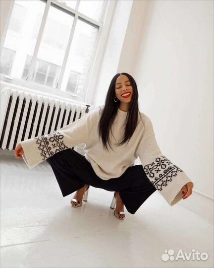 Свитер женский оверсайз