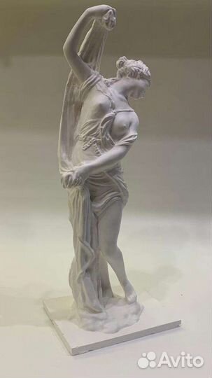 Скульптура статуэтка