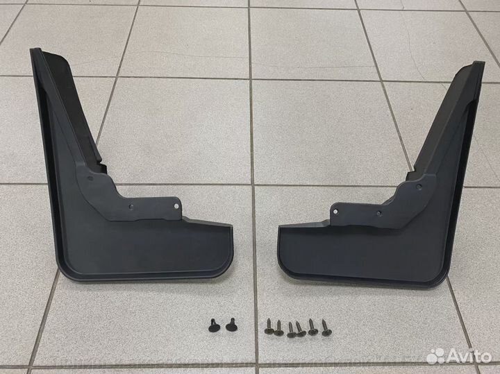 Брызговики передние без порогов Mercedes ML164