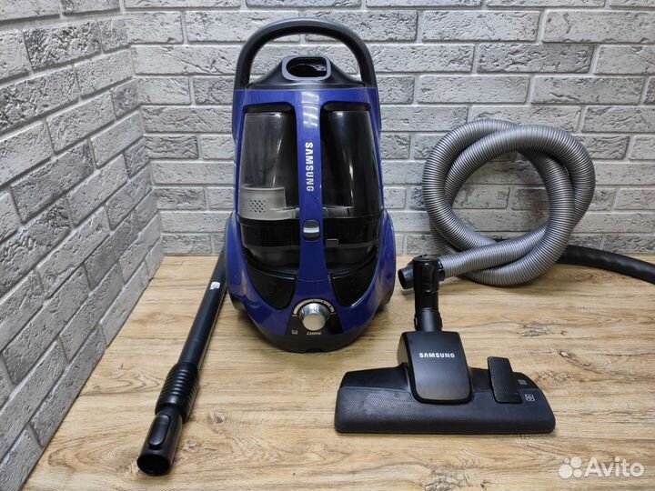 Пылесос Samsung SC8836