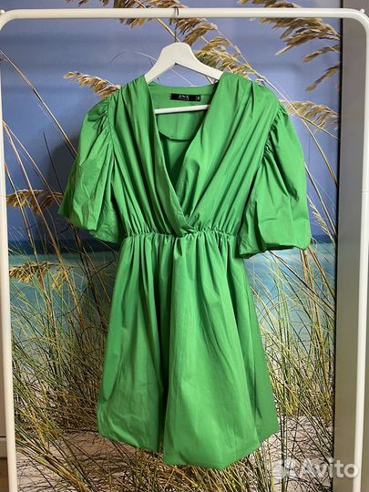 Платье женское зеленое 42