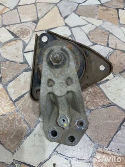 Опора двигателя Kia Ceed Ed хэтчбэк 1.6 122 Л.C