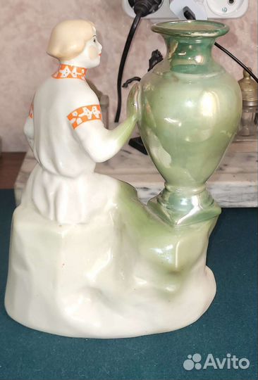 Фарфоровая статуэтка Данила мастер Сысерть