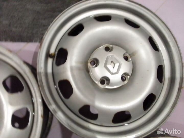 Штампованные диски r16 Renault Duster
