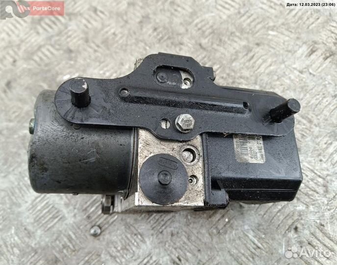 Блок управления тормозами/насос ABS BMW 7-Series