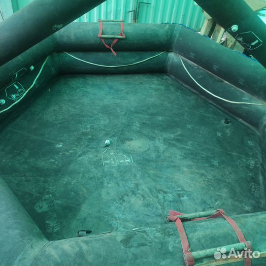 Плот спасательный надувной