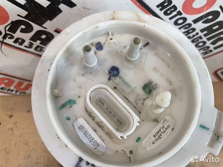 Топливная станция (бензонасос) VW Jetta 5