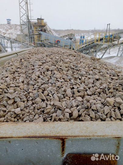 Щебень известняковый в наличии с доставкой