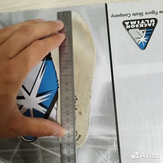 Коньки фигурные Jackson Artist 28