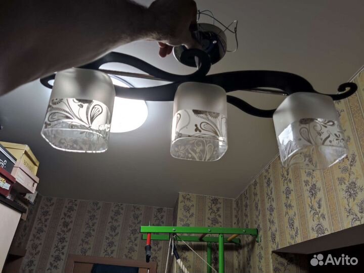 Светильник, Люстра потолочная