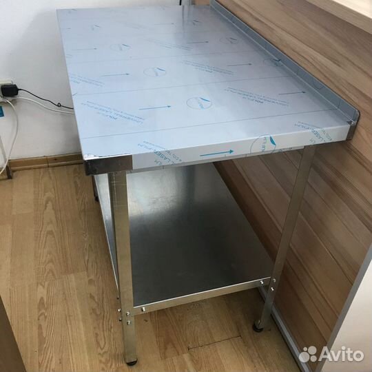 Стол с полкой и бортом 1500*600 (новый)