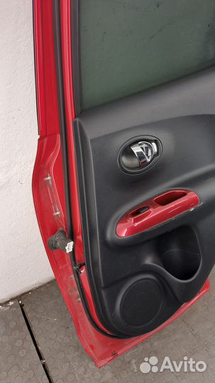 Дверь боковая правая задняя Nissan Juke
