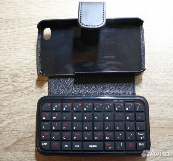 Bluetooth клавиатура-чехол для iPad, iphone4