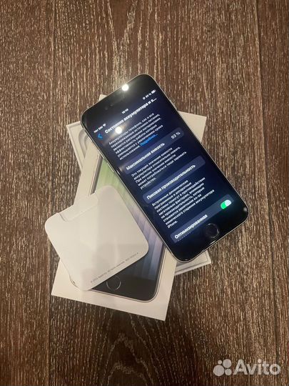 iPhone SE (2022), 64 ГБ