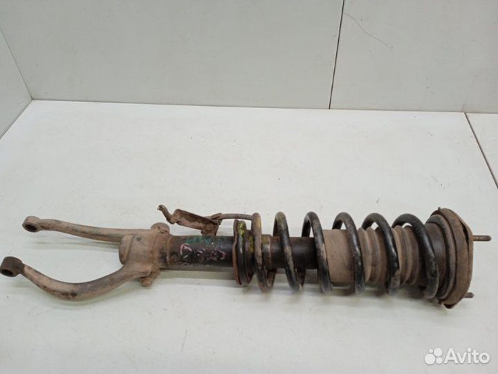 Амортизатор передний Toyota Mark 2 X110 2.0 1G-FE