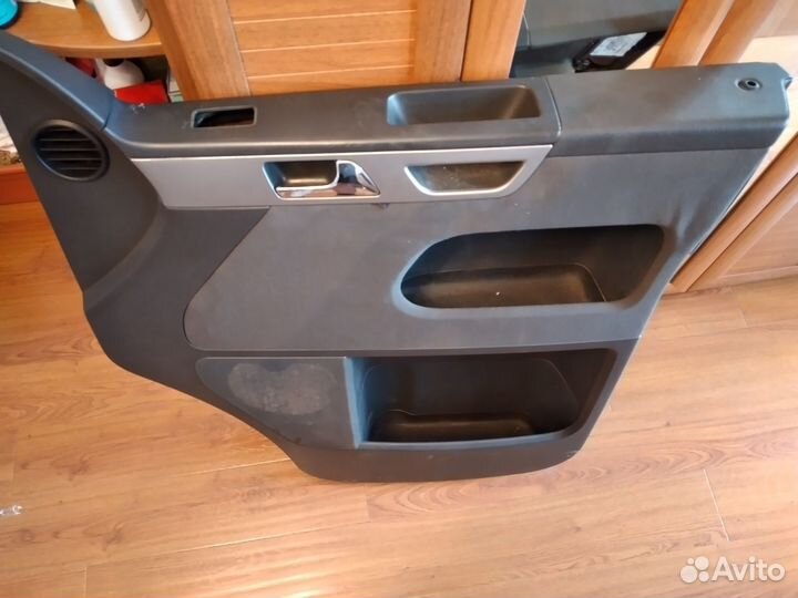 Обшивки (карты ) дверей Мультивен Т5