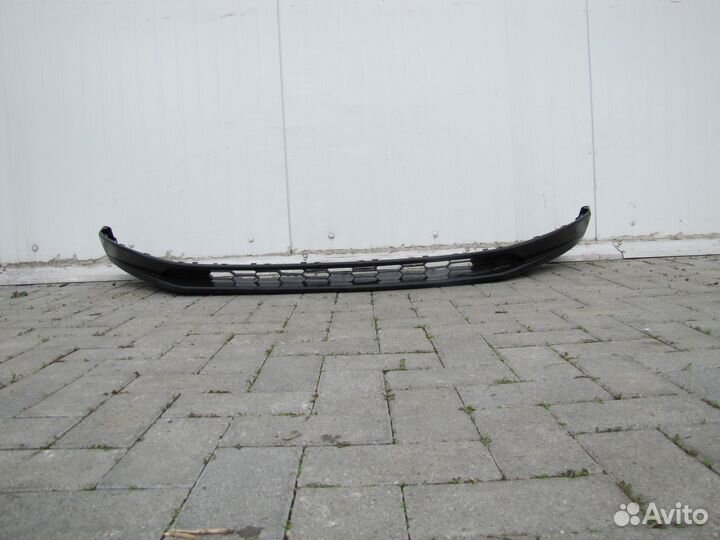 Skoda Karoq бампер передний юбка