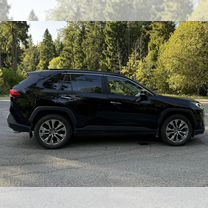 Toyota RAV4 2.0 CVT, 2021, 33 000 км, с пробегом, цена 3 990 000 руб.