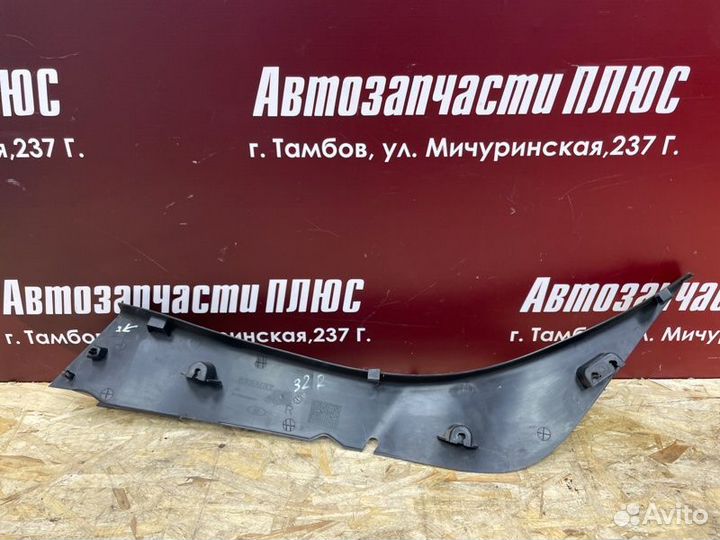 Обшивка стойки задняя правая Renault Logan