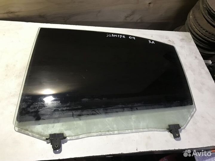 Стекло заднее левое Hyundai Elantra XD