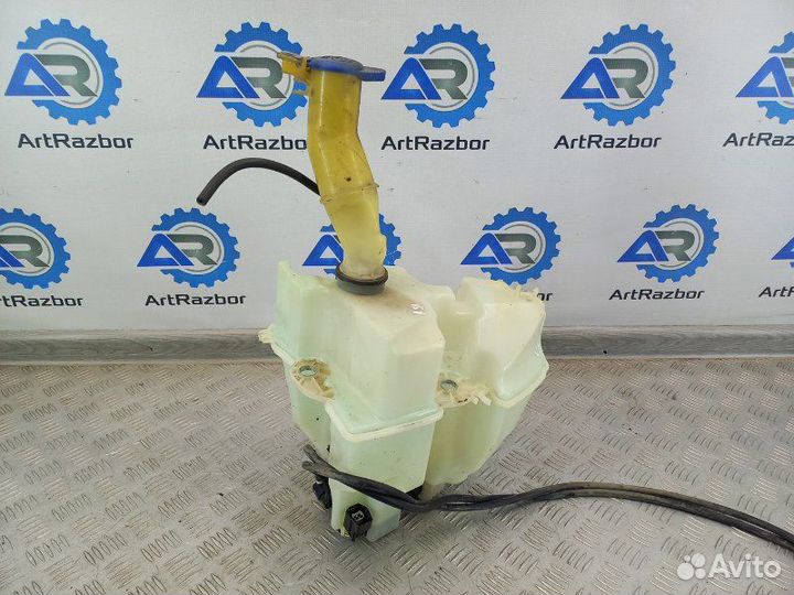 Бачок омывателя лобового стекла Volvo Xc70 2.5