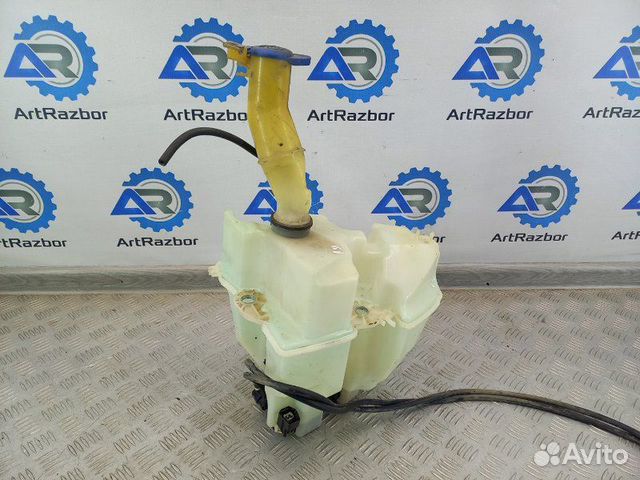 Бачок омывателя лобового стекла Volvo Xc70 2.5