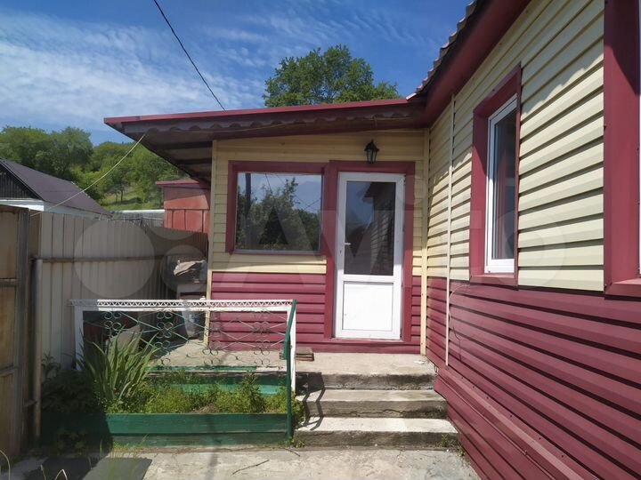 Дом 38 м² на участке 8 сот.