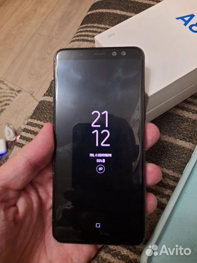 Телефон Samsung galaxy A8