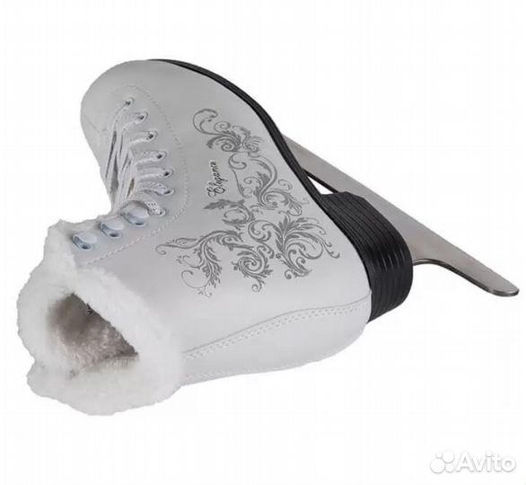 Коньки женские фигурные с мехом