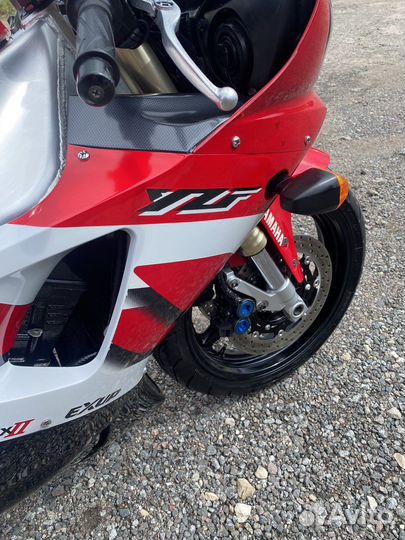 Yamaha YZF R1 из Европы
