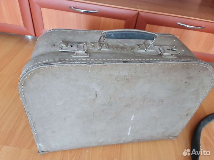 Швейная машинка Волга 1958г