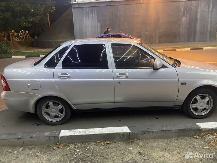 LADA Priora 1.6 МТ, 2010, 200 000 км