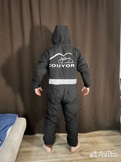 Комбинезон зимний горнолыжный