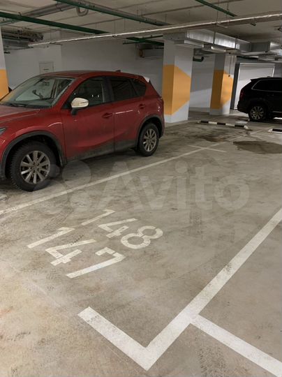 Машиноместо, 27 м²