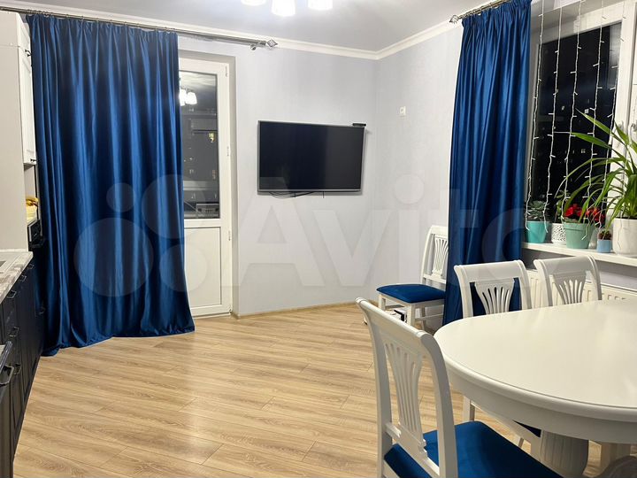 2-к. квартира, 57,9 м², 7/17 эт.