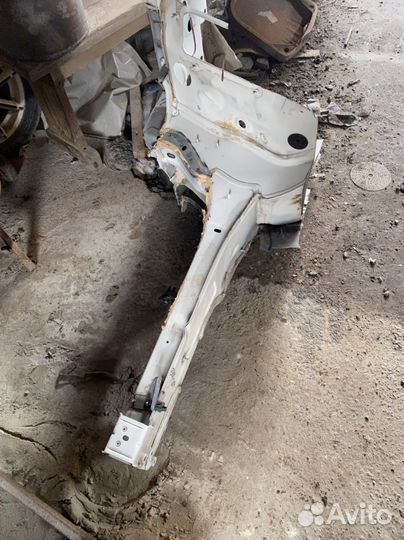 Правый ланжерон мерседес глк