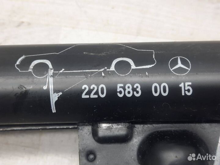 Домкрат Mercedes W220