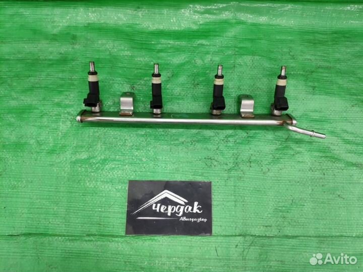 Топливная рейка (рампа) + форсунки Dodge / Jeep