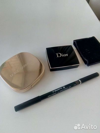 Косметика. Тени. Карандаш для бровей