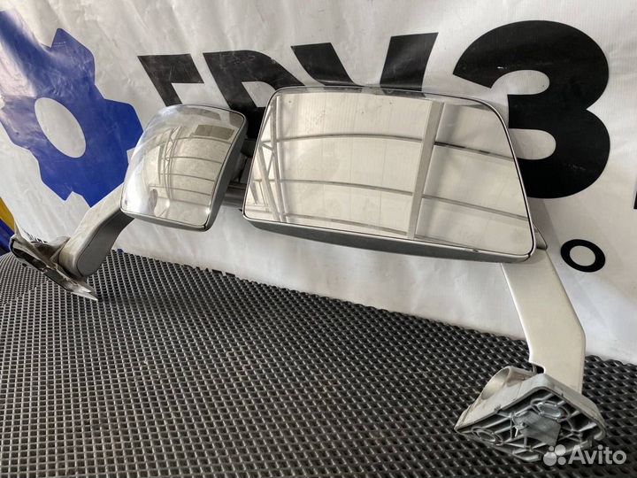 Зеркало наружное левое Volvo FH4 82943538