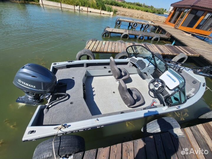 Катер Siberia S4