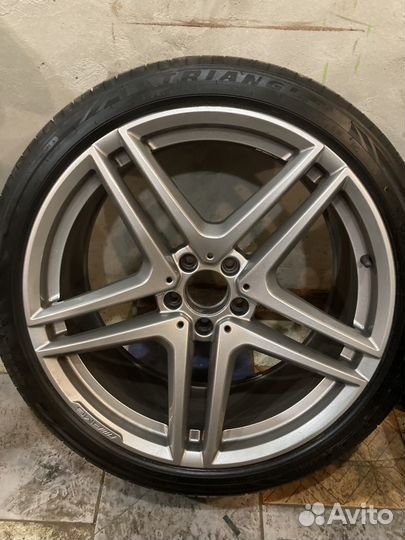 Колеса на Mercedes r20 разноширокие