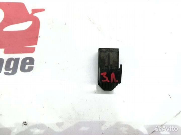 Кронштейн бампера задний левый Jeep Grand Cherokee