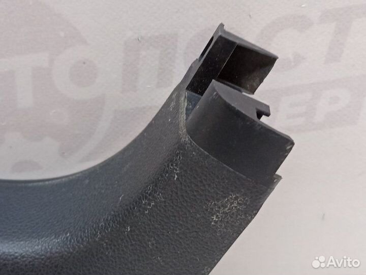 Обшивка стойки передняя правая Volkswagen Jetta A6