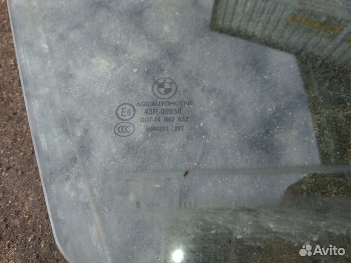 Стекло заднее левое BMW F10