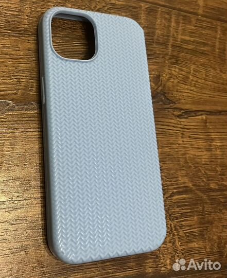 Чехол на iPhone 13