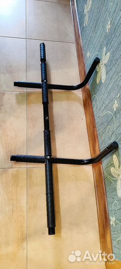 Турник настенный бу