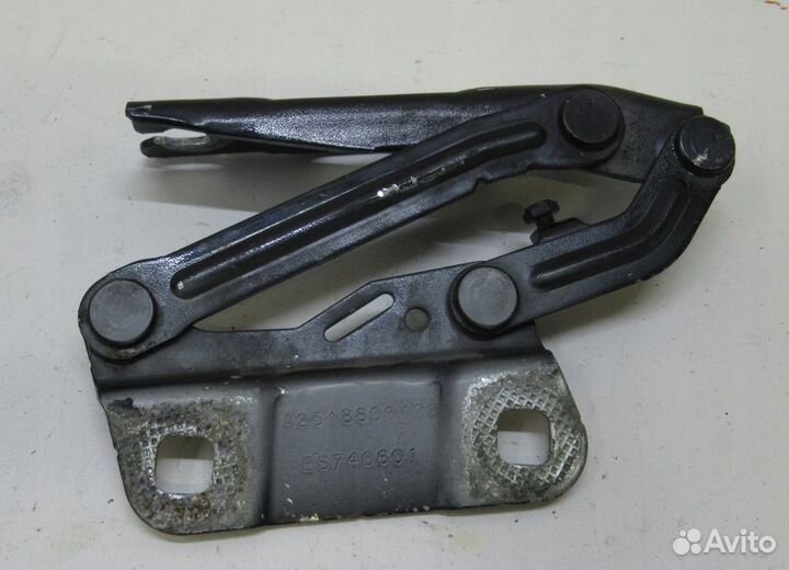 Петля капота левая Mercedes ml w164