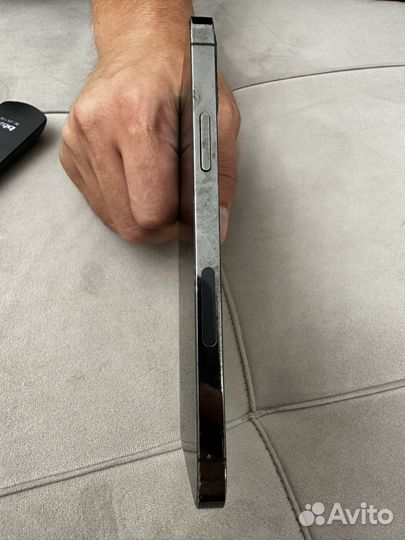 Телефон iPhone 12 pro 256gb