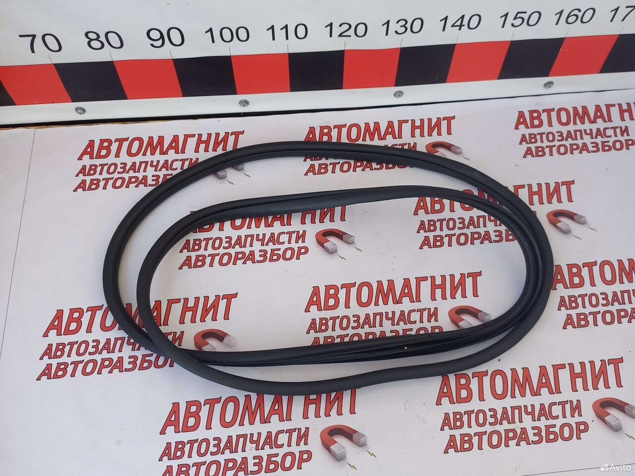 Уплотнитель двери передней правой Хендай Крета 2